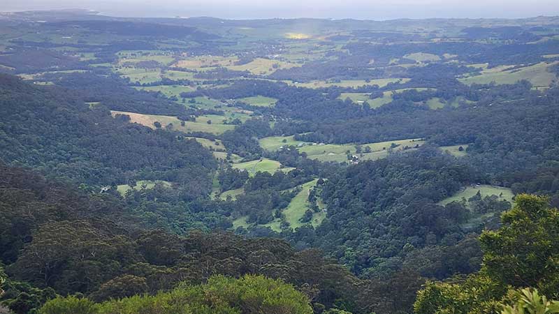 Kiama-White-Lighthouse-Blowhole2